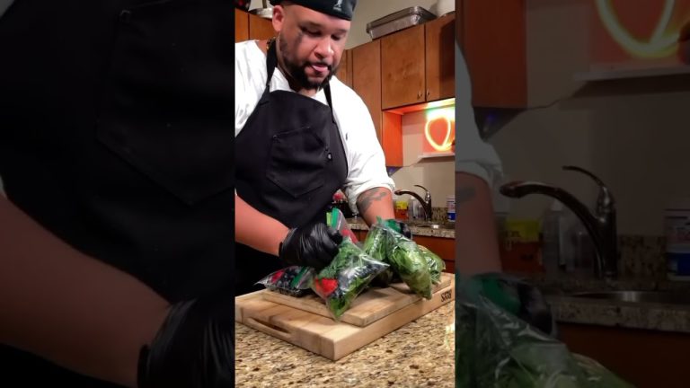 Weekly Smoothie Prep with Me! #Shorts #Healthy #Wellness #Vegan