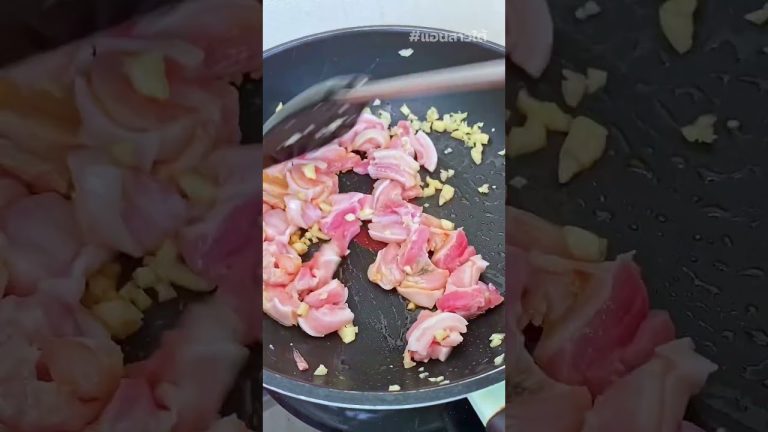 ผัดบวบใส่ไข่ หมูสามชั้น วัตถุดิบไม่กี่อย่าง ทำง่าย อร่อยมาก😋