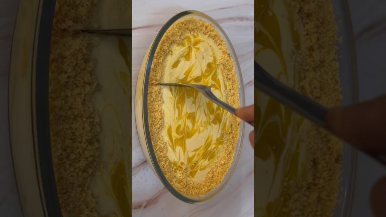 Sunday ko yeh toh banta  hi hai😍 #shorts #ytshorts #trending #viral #mango #mangoicecream #dessert