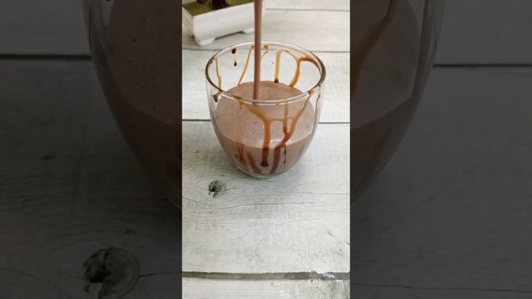 How to make chocolate milkshake                           #shorts