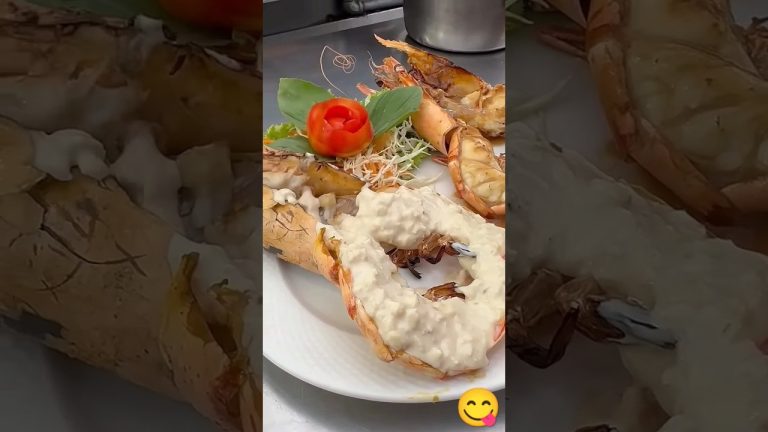 1 Foot Giant Tiger Prawn Fish Delicious recipe 🦐🦐🍤🍤🦐🦐😋 #thaistreetfood #tigerprawns #seafood #prawn