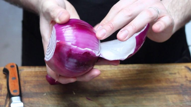 “How to Prep an Onion for Grilling” with @LetsFeast