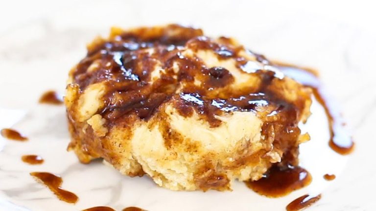 2 min MICROWAVE CINNAMON ROLL Recipe