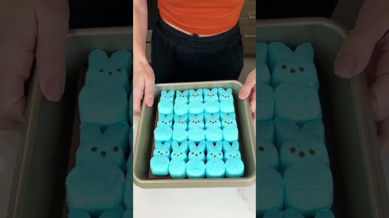 S’more dip is so good! #easyrecipe #recipe #dessert #easter #smore #chocolate