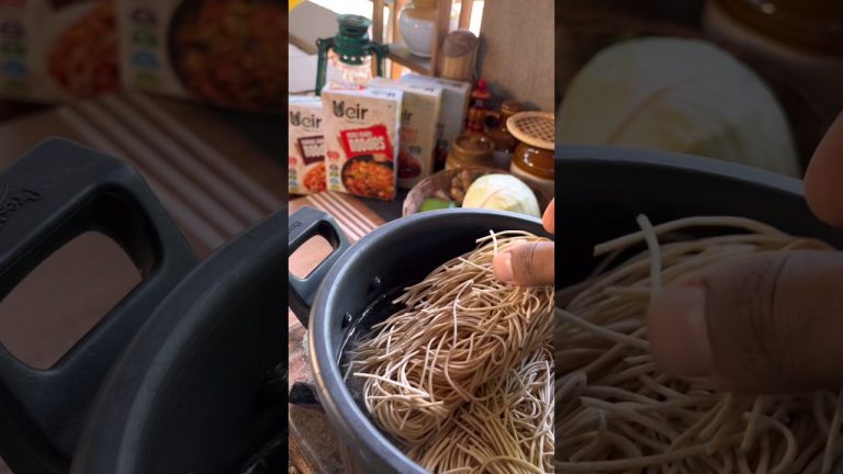 கார்லிக் நூடுல்ஸ் I garlic noodles recipes #garlic #noodles #spicy #foodofnest #food