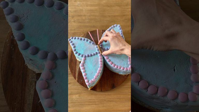 Making a Butterfly Icecream Cake! 🦋 #dessert