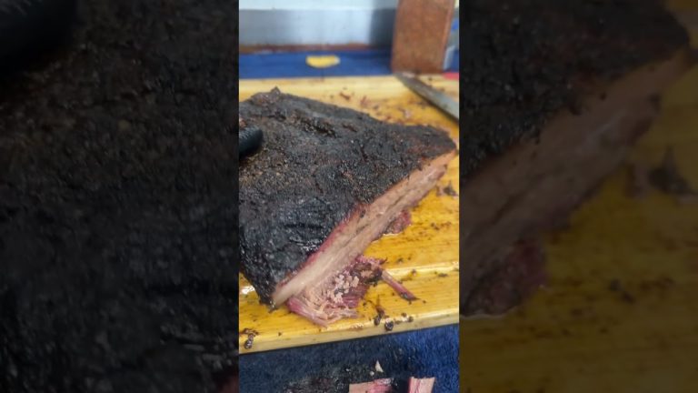 WIGGLE WIGGLE WIGGLE….#brisket #bbq