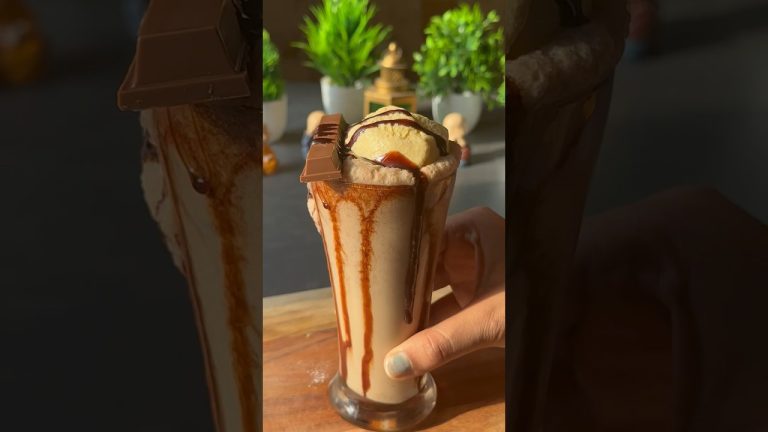 Kitkat shake delicious 🍫😋#shorts #viral #chocolate #shake