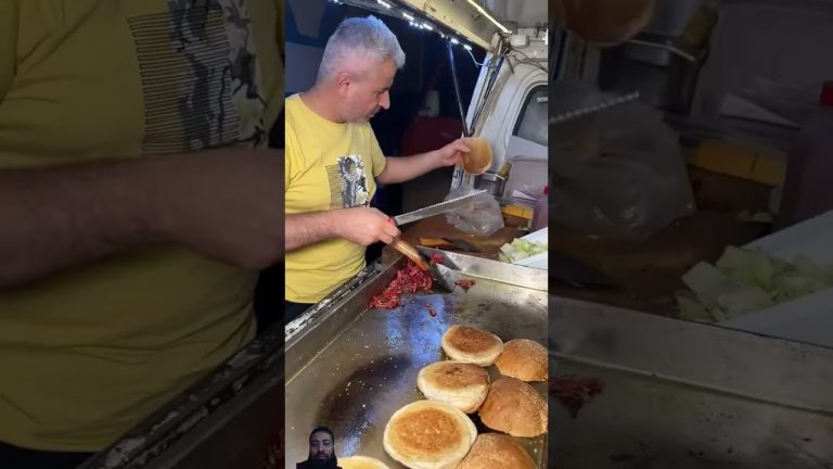 #food #streetfood #burger #foodie #kebab #cooking #seafood #primitive #recipe #cookingrecipes