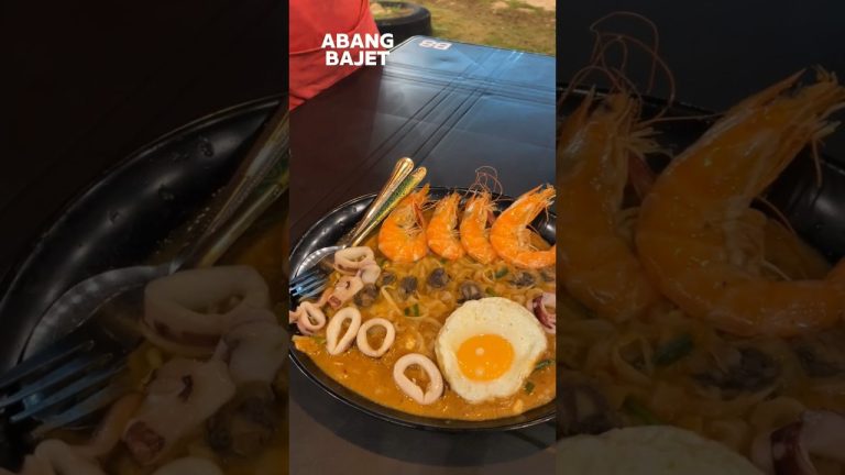 Char Kuew Teow #foodie #asiafood #seafood #food #nasi #fish #aseanfood #seafoodrecipes #icecream