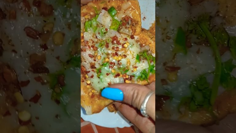 Isntant Bread Pizza  Recipe Ready In 5 Minutes' Only😋 . #shots #ytshorts #viralshorts