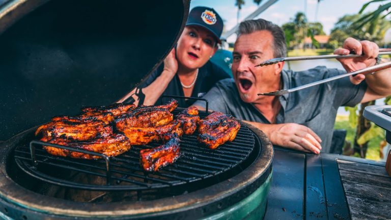 A BBQ TV Star Schooled me on Party Ribs| FogoCharcoal.com