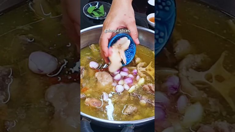 Thai Oxtail Stew 🐮😋 #recipe #homecookingwithsomjit #ASMR #foryou #viral #food #soup #comfortfood