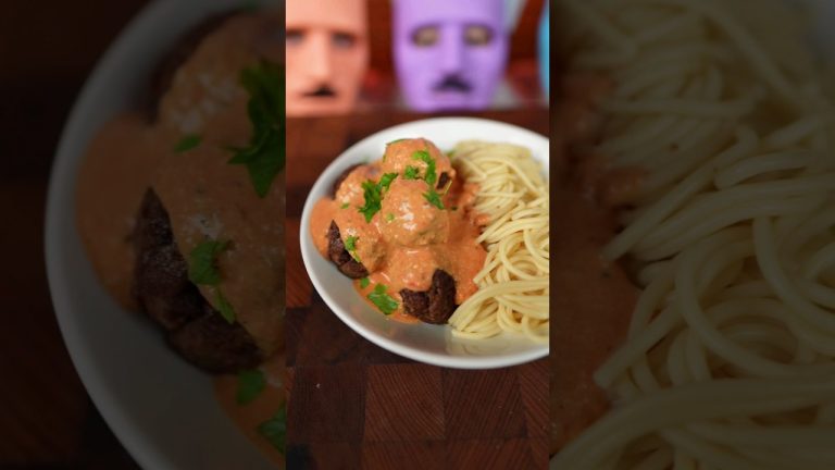 Spaghetti meatballs with mozzarella sauce ! @Lionfield #Shorts #pasta #cheese