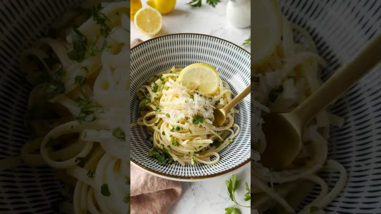 Pasta al Limone (Lemon Pasta) 🍋 – Love At First Bite Edition #pasta #cooking #asmr #shorts