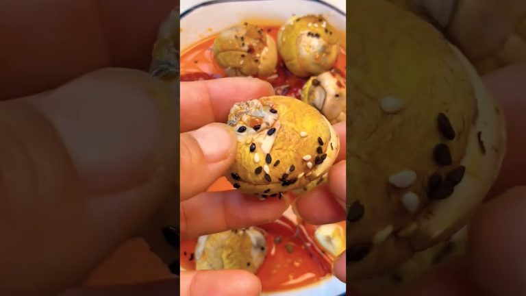 Well-cooked eggs make you want to eat delicious eggs  #chef #food #cookchef #duckeggs