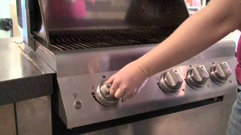 Cooking Tips – Using a Charcoal Tray on a Napoleon Gas BBQ