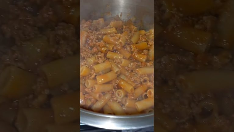 #pasta Penne Rigatti con Boloñesa de Cerdo #cocinafacil