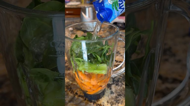 Easy healthy veggie smoothie ✨ #easyrecipe #smoothie #healthyrecipes #healthysnacks #snackvideo