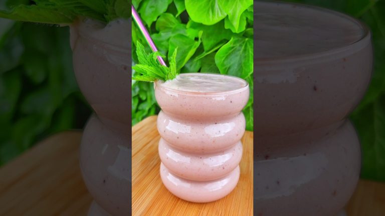 🍌🍓🍶#banana #strawberries #veganprotein  #vegetablemilk #smoothie