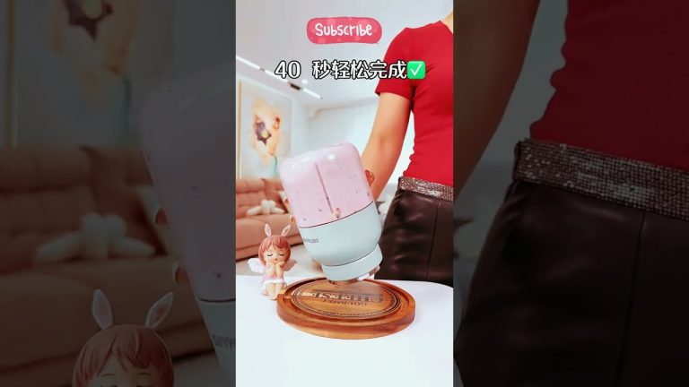 unique strawberry and banana milkshake recipe 2024🍌🍓/ #shorts  #strawberrymilkshake #viral #food