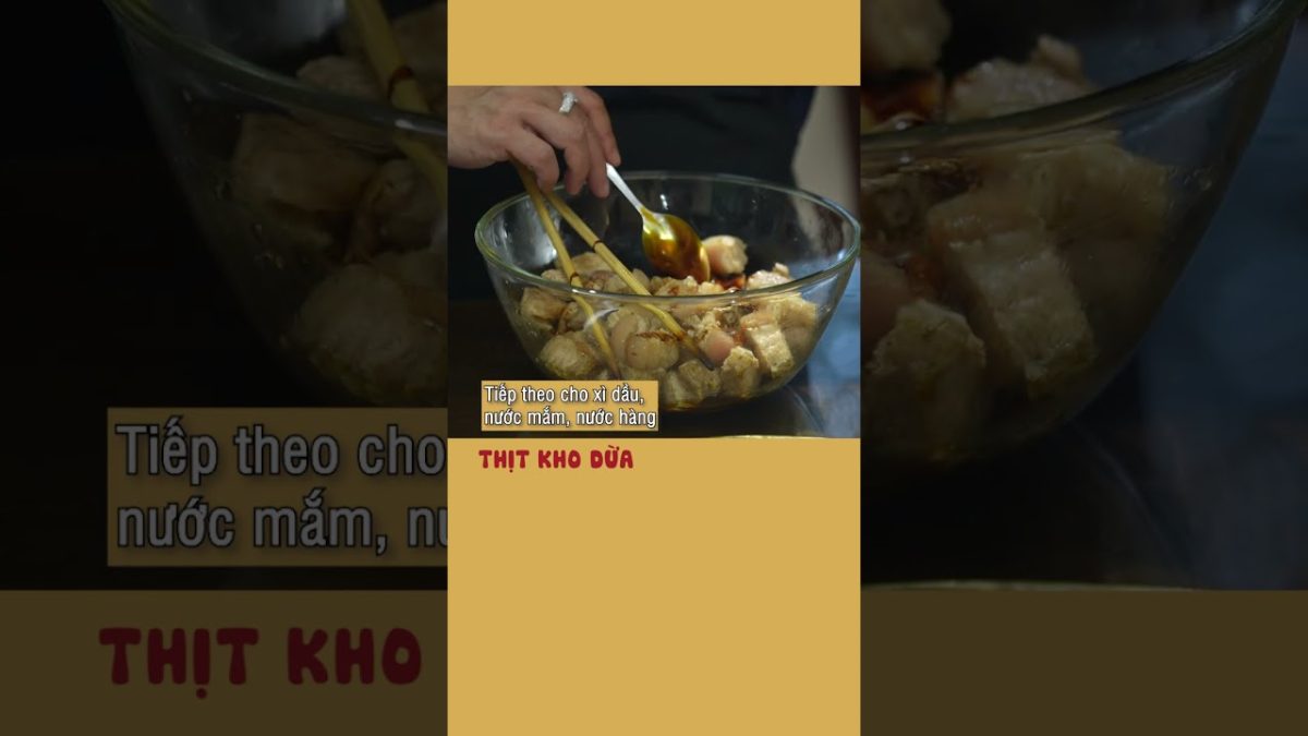 Thịt kho dừa làm có dễ không ?| Cùng Cháu Vào Bếp #vietnamfood