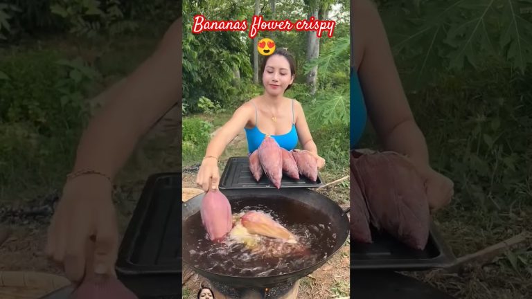 crispy flower 😲😋  #cooking #food #mukbang #chinesefood #seafood #recipe #shortvideo #sorts #shorts