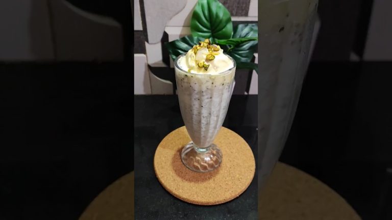 Ice Apple Smoothie 😀 #shorts