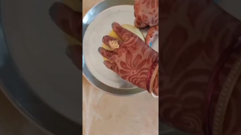 garmiyon mein isa banana to banta hai muskmelon mango Shake🍈🥭#recipe#viral#short  #subscribes