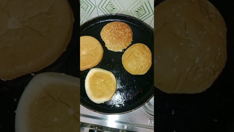 10 Minute Me Banaye Ghar pe Tasty Burger🍔 || Very easy👌 and😋Dilicious || #food #viral #shorts