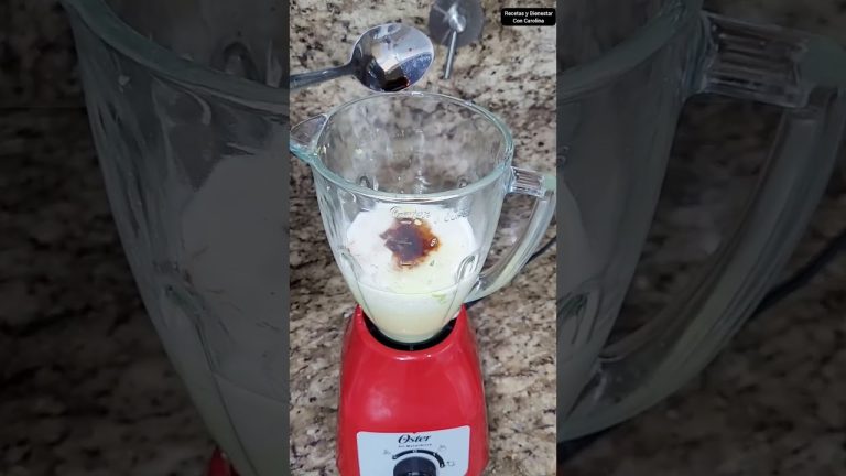 Si tienes un aguacate en casa, ¡cógelo y te enseño la mejor receta! #mousedeaguacate #postreaguacate