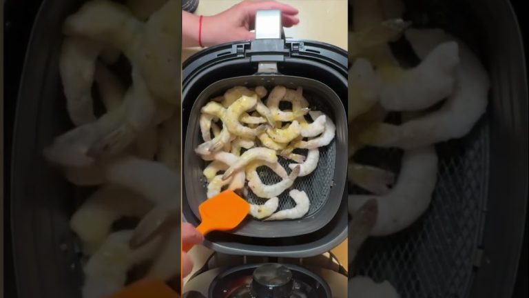 How to make perfect shrimp in the #airfryer without defrosting it! #recipe #food