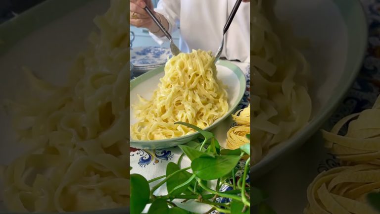 Fetuchinis Alfredo  #salsaalfredo #pasta #comida fácil