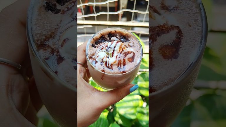 Ice Cream Brownie Thickshake 🤌🏼✨ #shorts #brownie #ice cream #shake #yummy #tasty #recipe #smoothie