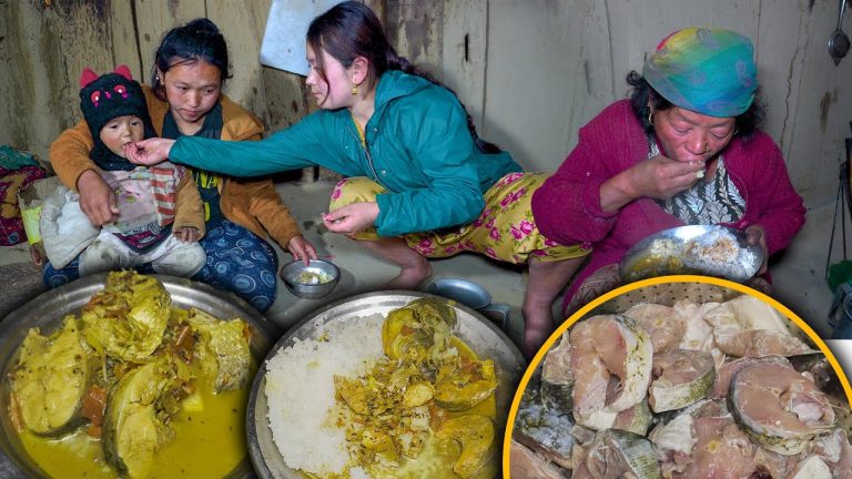 Rohu Fish Curry Recipe || Village Style Fish curry cooking and eating || eating vlog village