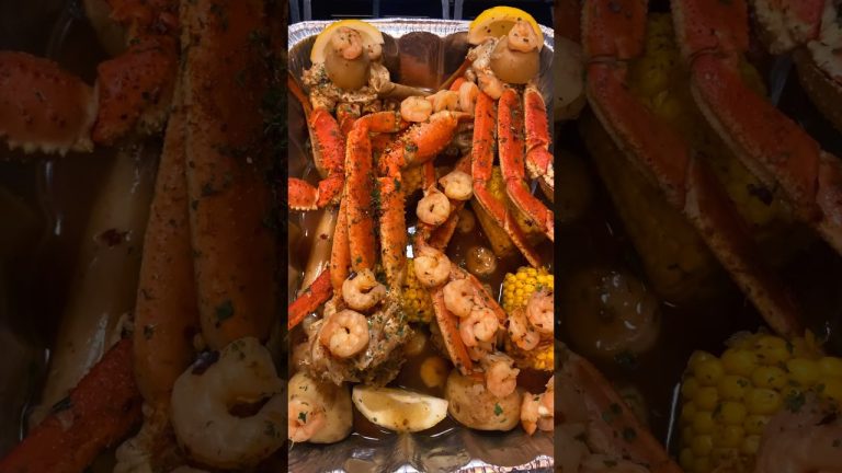 Best Cajun Seafood Boil Recipe • Taste The Trend