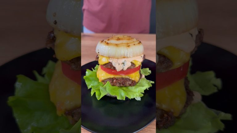 БУРГЕР + 🧅= 🔥🔥🔥 #shorts #cooking