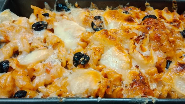 Delicious Cheesey Chicken Pasta recipe | Restaurant style pasta at home | Recipe by Maryam Umer