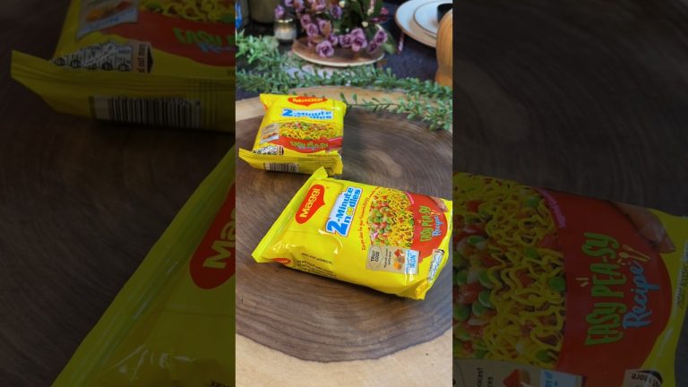 VIRAL MAGGI recipe 🤯 Good or Bad?🤔 #maggi #viralrecipe #viralmaggi  #maggie #maggilover #maggirecipe