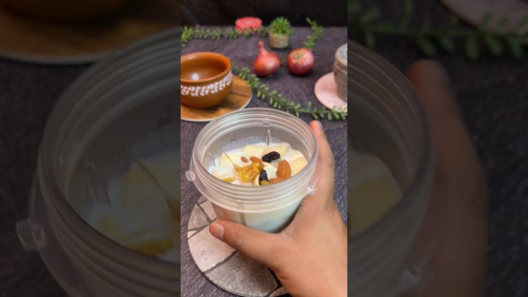 25rs Vaala Banana 🍌 Shake 🥤 #shorts #bananashake #bananashakerecipe #shakerecipe #milkshake #drink