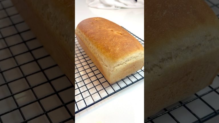 EASIEST Sandwich Bread Loaf Recipe! #breadloaf #homemadebread #sandwich #recipe