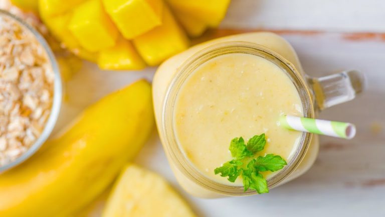You Need This  MANGO BANANA SMOOTHIE for Breakfast