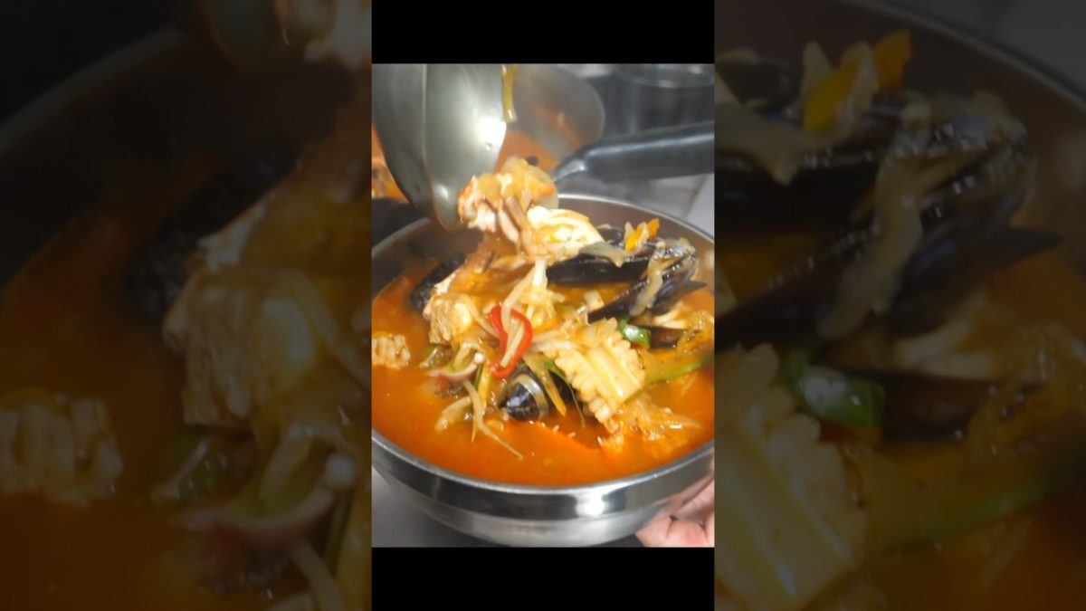 봉사 정신으로 판매하는? 중식 달인의 미친가성비 2500원 해물 짬뽕