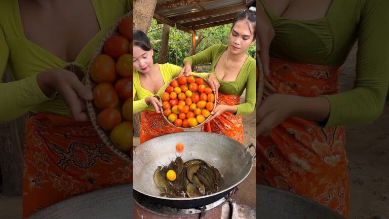 Fish braised with tomato cook recipe #cooking #cook #food #shortvideo #delicious #shorts