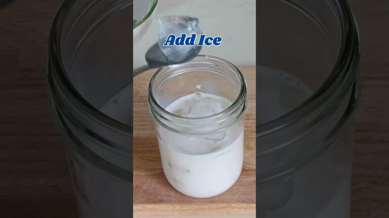 ULTIMATE Summer Drink: Creamy Banana Blast!