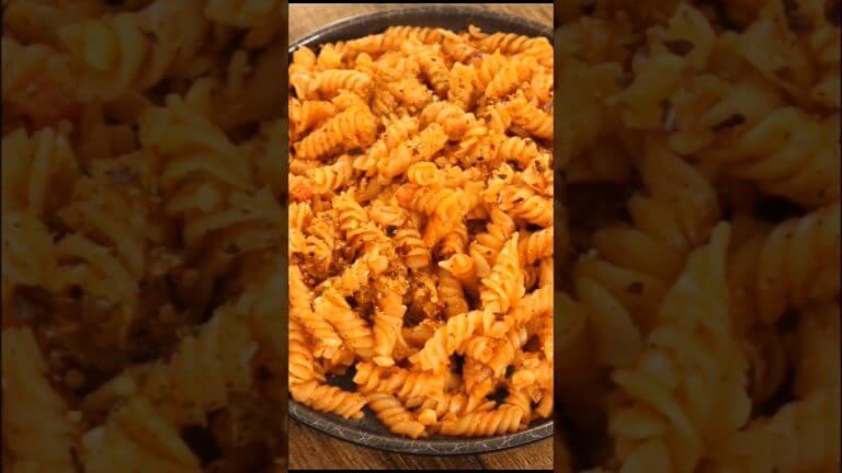 #howto make red sauce pasta at home#pasta#red sauce pasta kaise banaye Ghar par#asmr#shorts
