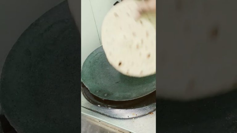 Rotiyann.😋🫠#food#streetfood#roti#foodie#indianfood#eggdishes#recipe#indianbread#cooking#parathaz