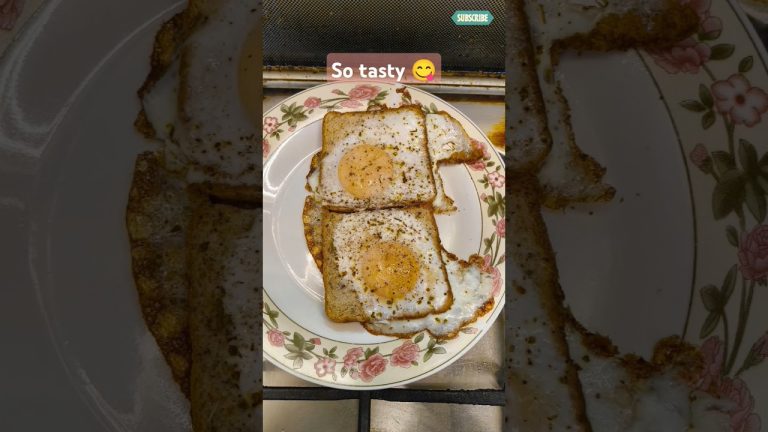 How To Cook An Egg Omlet Like A Pro!