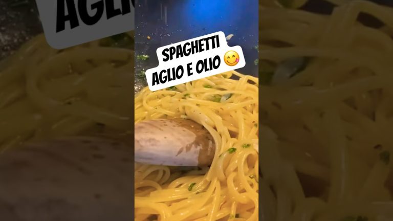 Spaghetti aglio e olio (in 10 Minuten!) #rezept #aglioolio #pasta #schnellerezepte #food