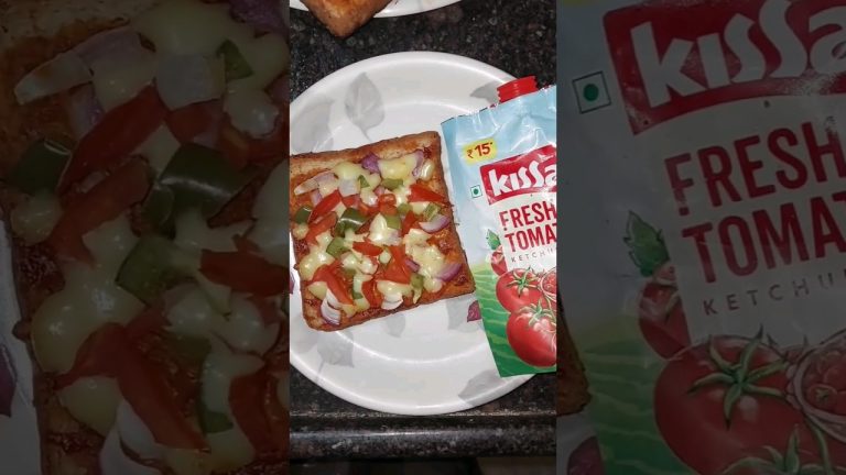 Instant Bread pizza #shorts #breadrecipe #minipizza #subscribe #bread